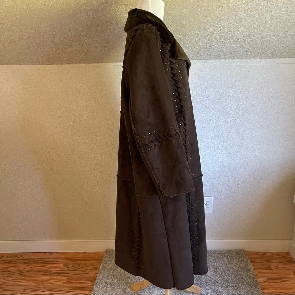 Dennis Basso Polyester Cruelty Free Faux Shearling
Brown Trench Coat - Picture 6 of 9